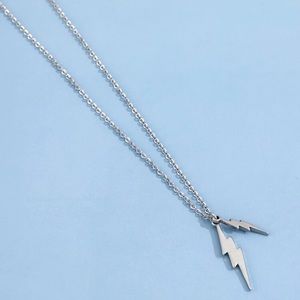 ⚡️ Awesome Double Lighting Bolt Necklace ⚡️